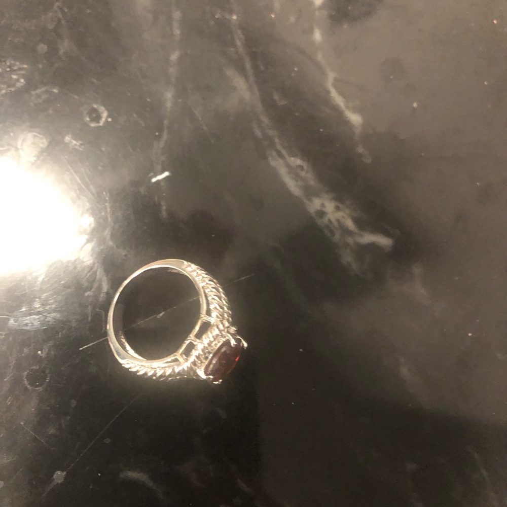 Swarovski Crystal ring in ruby red - Picture 6 of 7